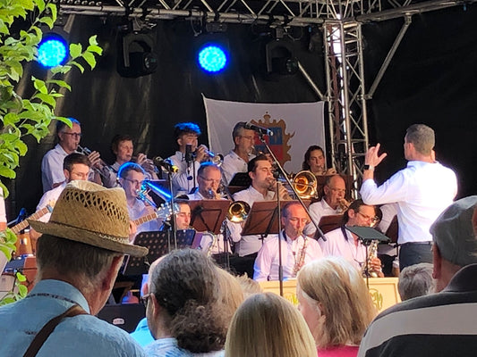 Big Brass Machine brilliert bei Premiere auf Rintelner Altstadtfest